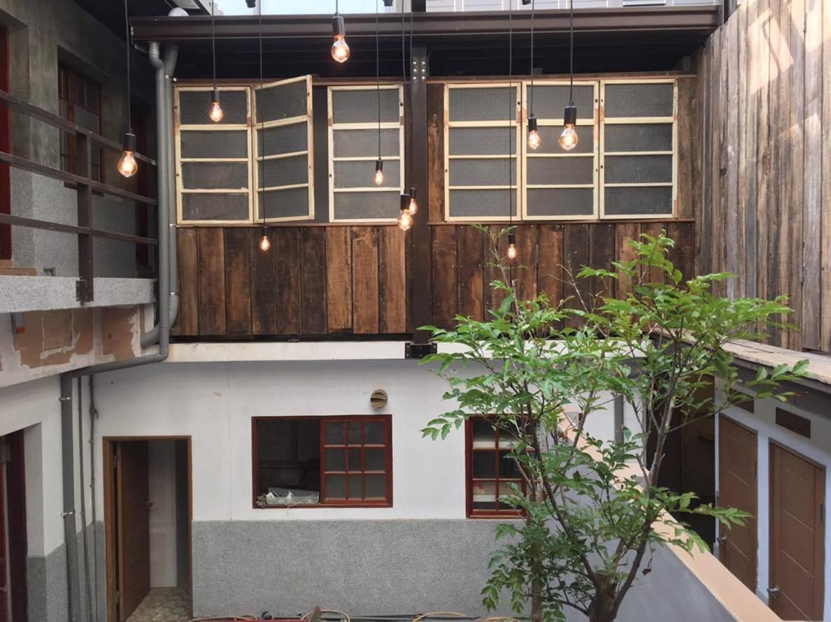 158 Hostel Тайнан Екстериор снимка