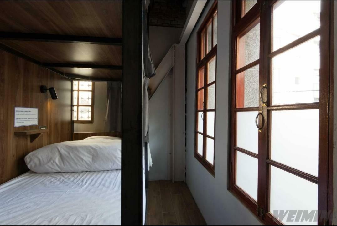 158 Hostel Тайнан Екстериор снимка